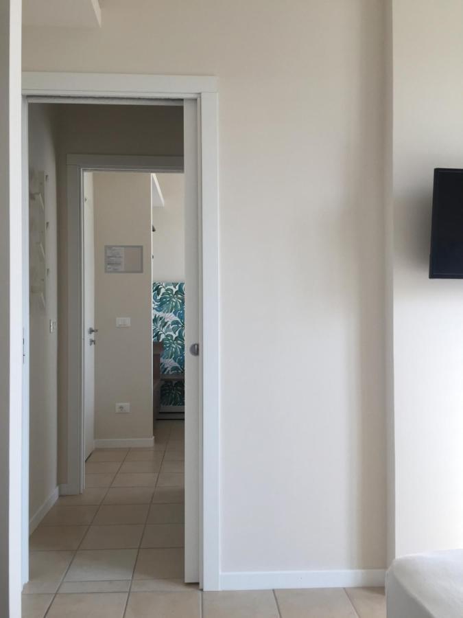 Hotel Benvenuto Каорле Екстериор снимка